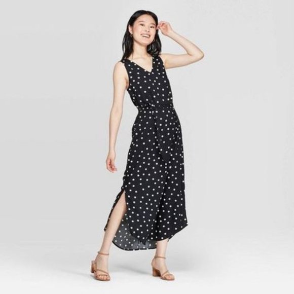 a new day Dresses & Skirts - A new day V-neck polka dot sleeveless dress